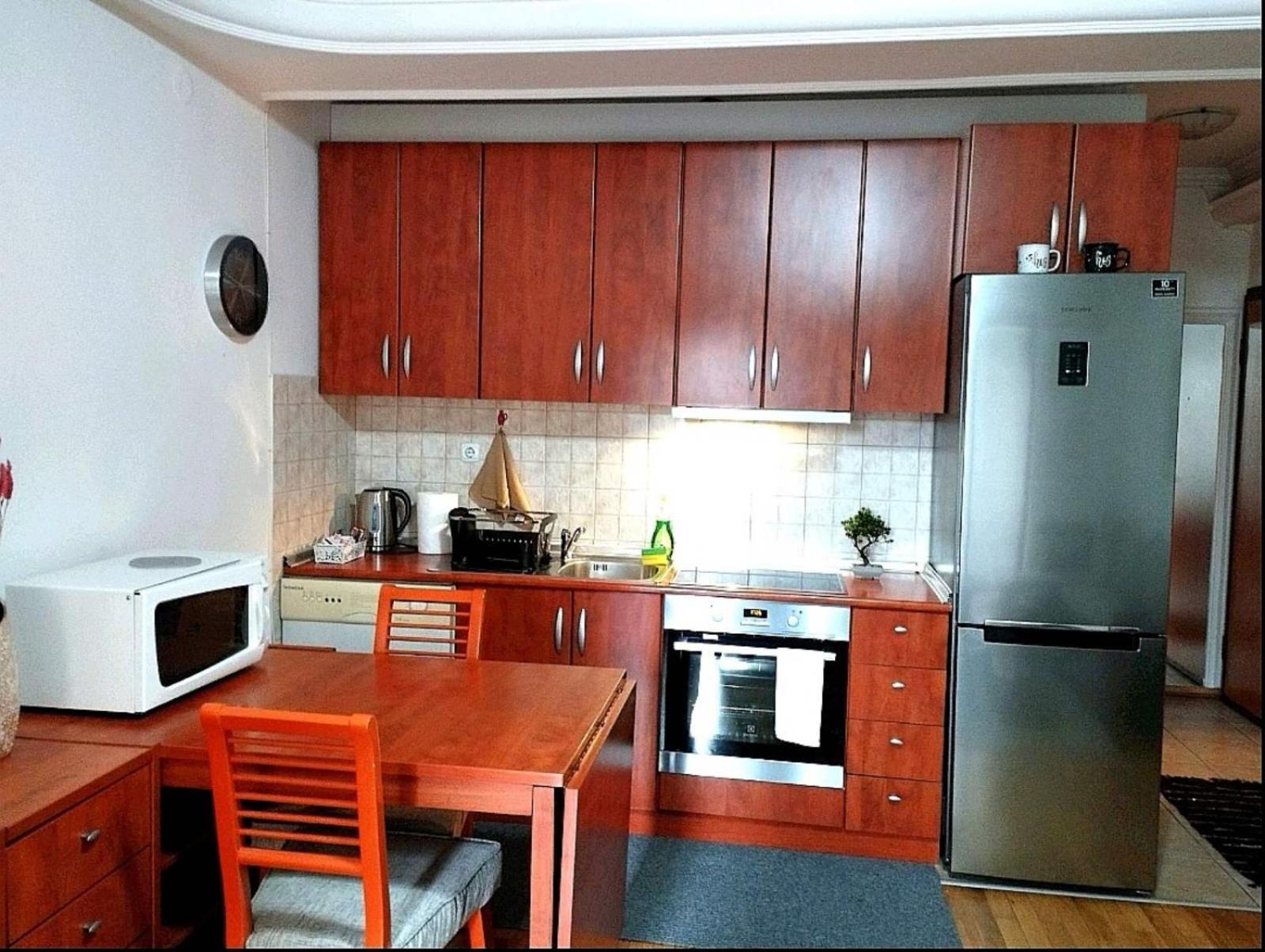 Lovely Square Apartment Purple Velvet Skopje Buitenkant foto