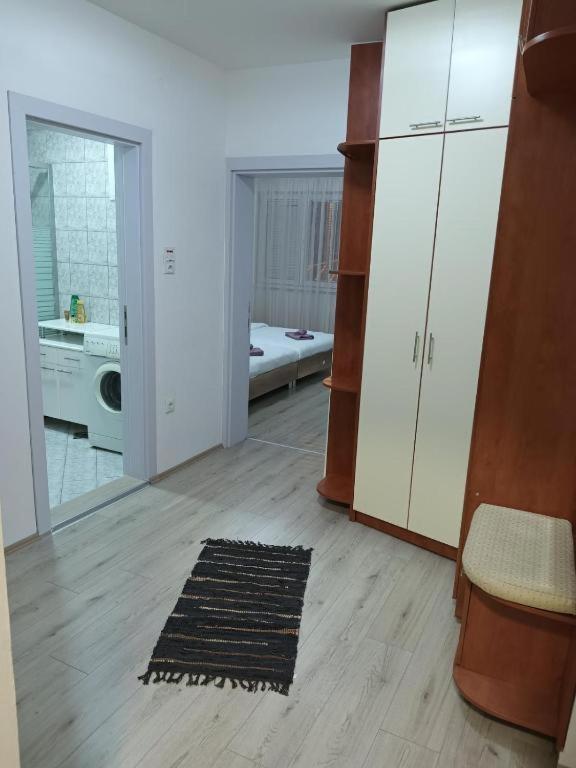Lovely Square Apartment Purple Velvet Skopje Kamer foto