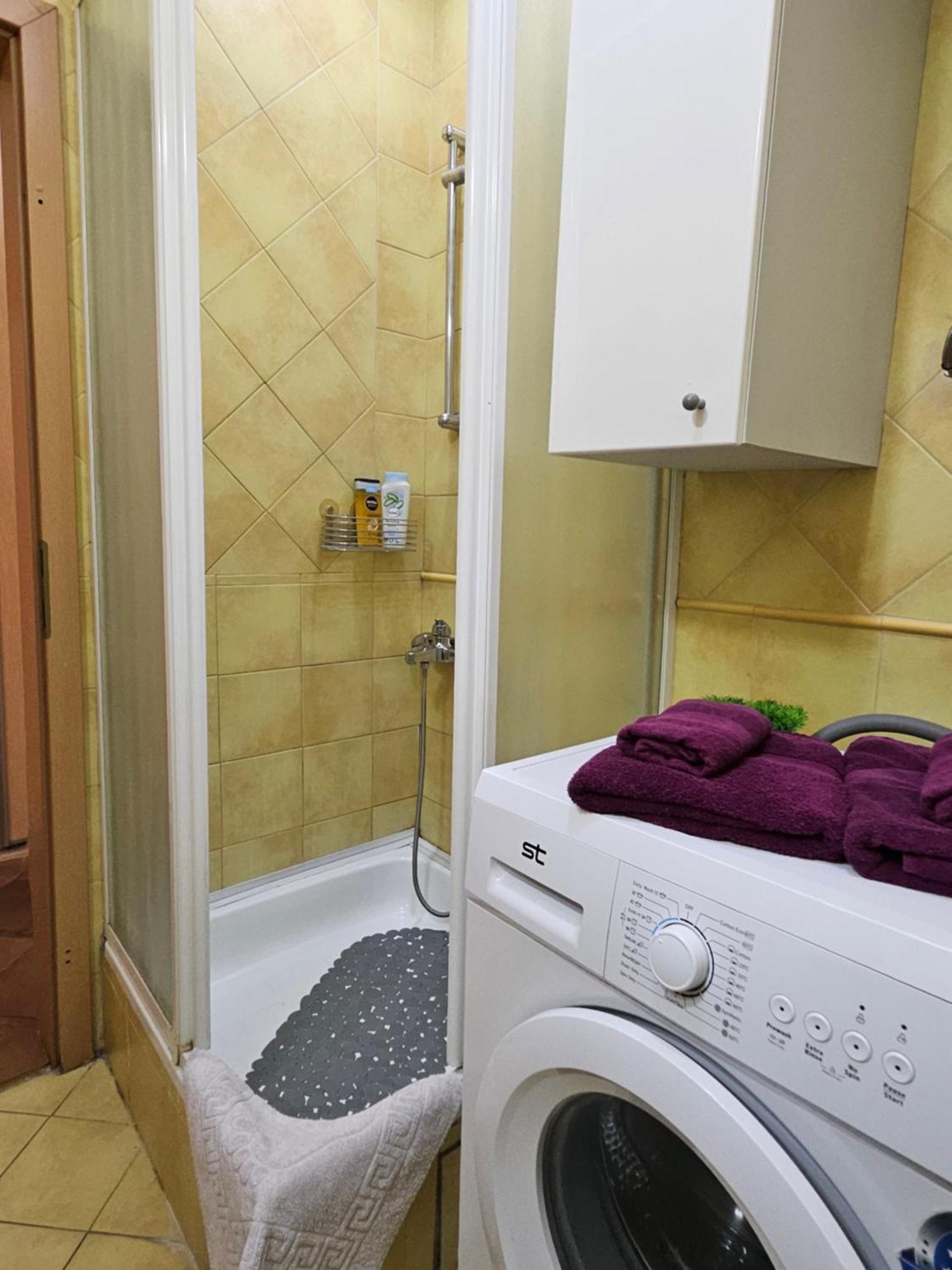 Lovely Square Apartment Purple Velvet Skopje Kamer foto