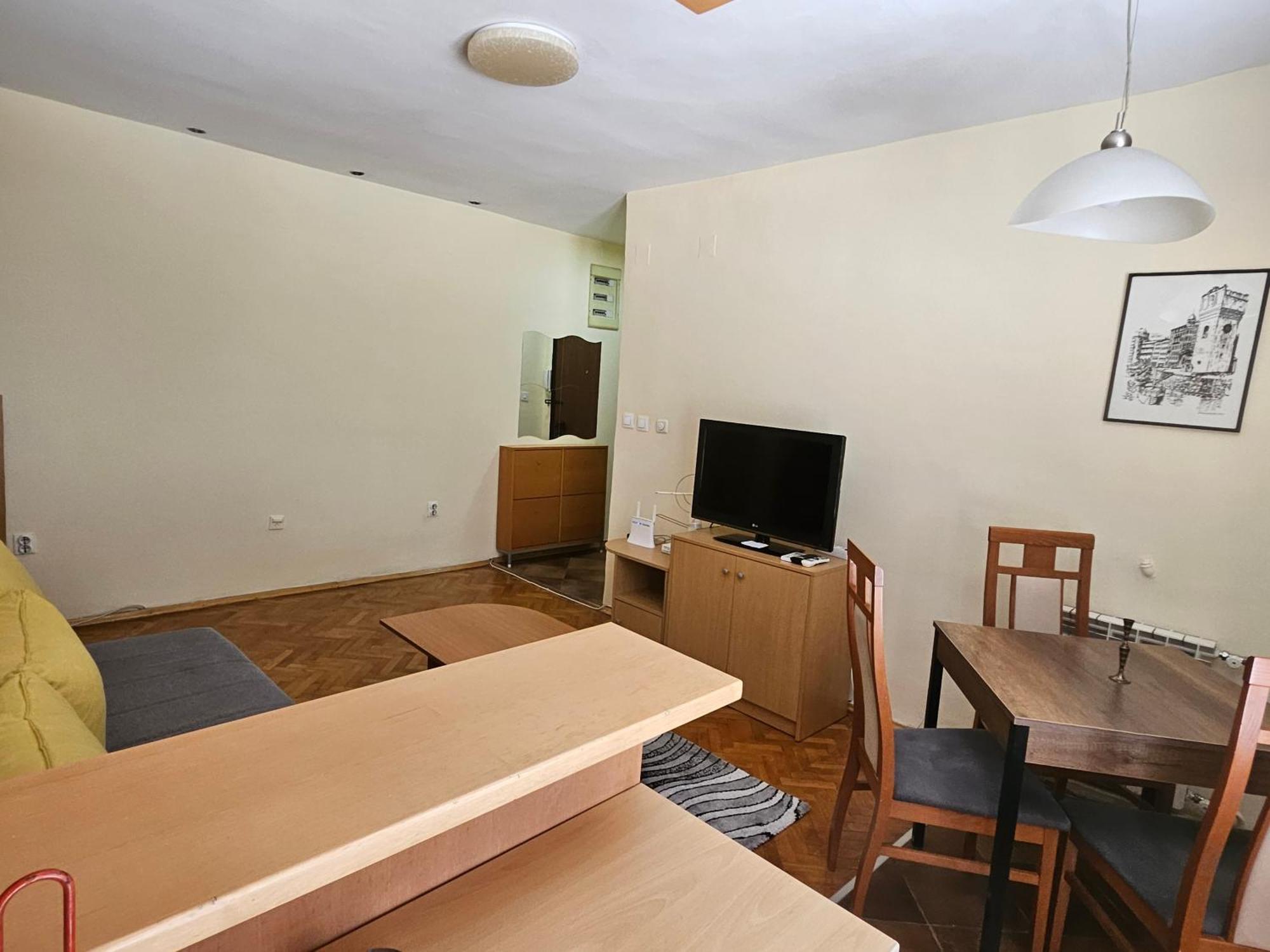 Lovely Square Apartment Purple Velvet Skopje Kamer foto
